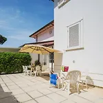 Clara By Interhome בית נופש לידו די קאמאיורה