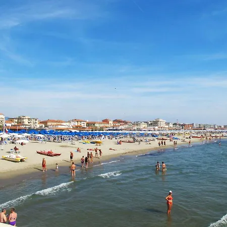 Casa vacanze Clara By Interhome Lido di Camaiore